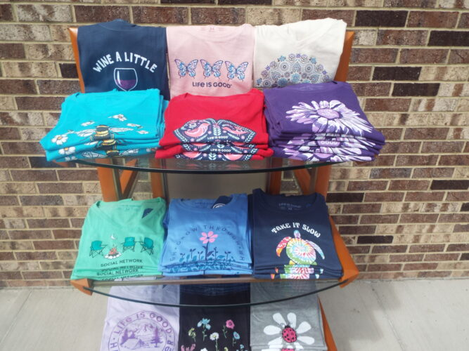 Mac's Clothing